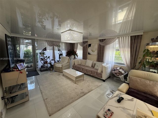 1912 S Ocean Dr 2C, Hallandale Beach, FL 33009