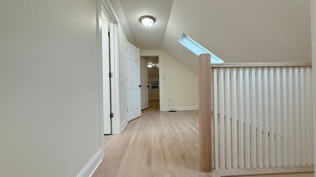 5821 W Gunnison Street, Chicago, IL 60630
