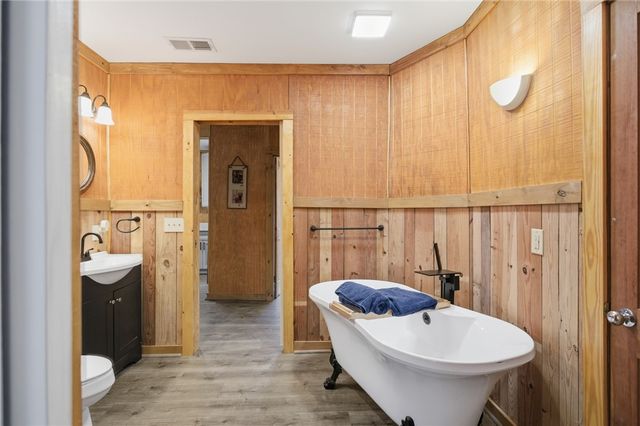 401 Rocky Bottom Road, Sunset, SC 29685