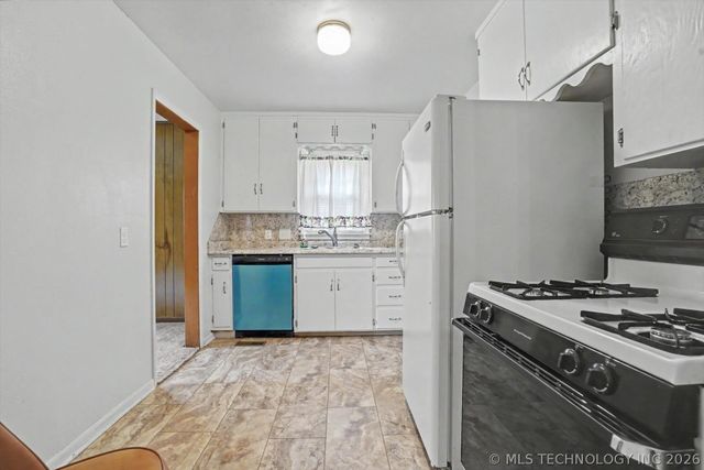 1230 Maybelle Drive, Sapulpa, OK 74066