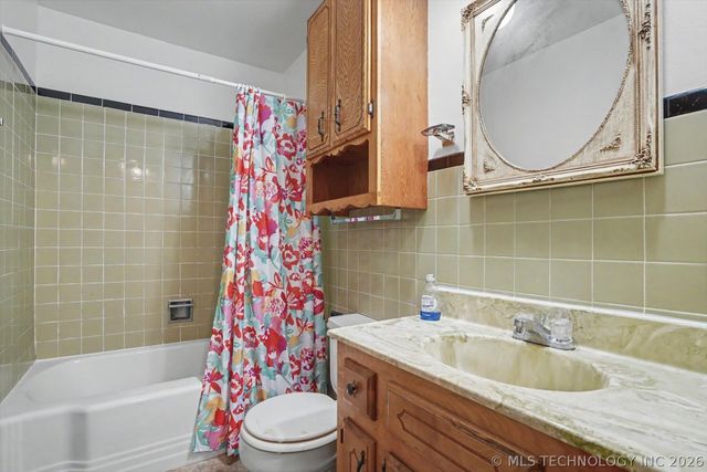 1230 Maybelle Drive, Sapulpa, OK 74066
