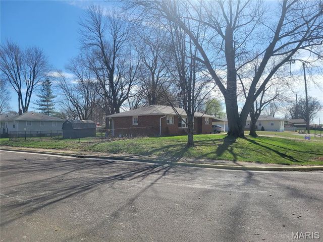 600 S Old Saint Louis Road, Hartford, IL 62048