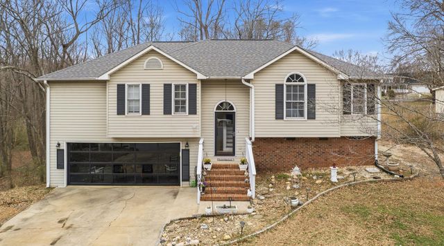 308 Fireside Court, Boiling Springs, SC 29316