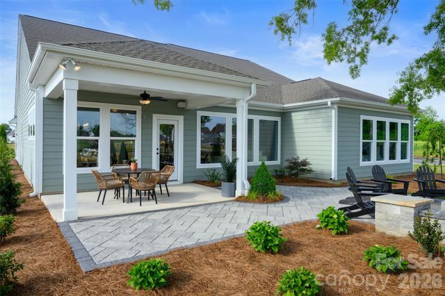 3244 Gavin Lane, Harrisburg, NC 28075