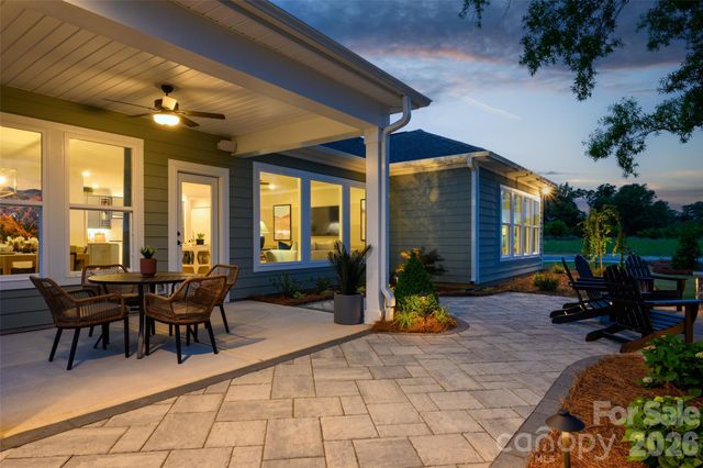 3244 Gavin Lane, Harrisburg, NC 28075