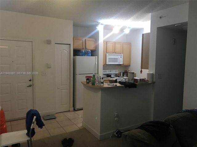 6001 SW 70th St 620, South Miami, FL 33143