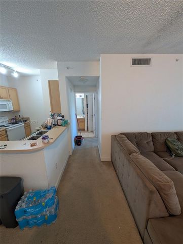 6001 SW 70th St 620, South Miami, FL 33143