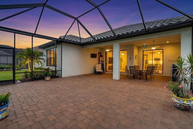 11014 WICKER PARK PLACE, Palmetto, FL 34221