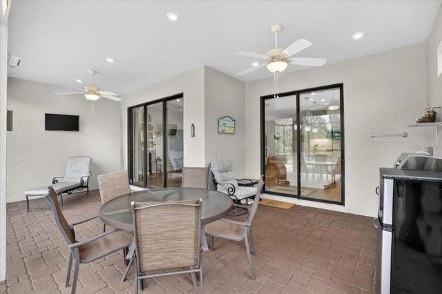 11014 WICKER PARK PLACE, Palmetto, FL 34221