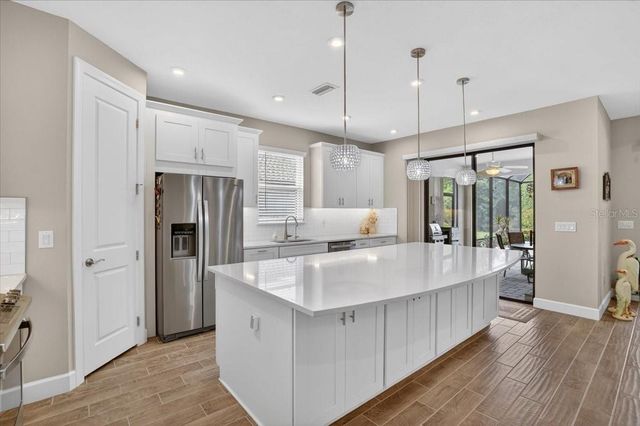 11014 WICKER PARK PLACE, Palmetto, FL 34221