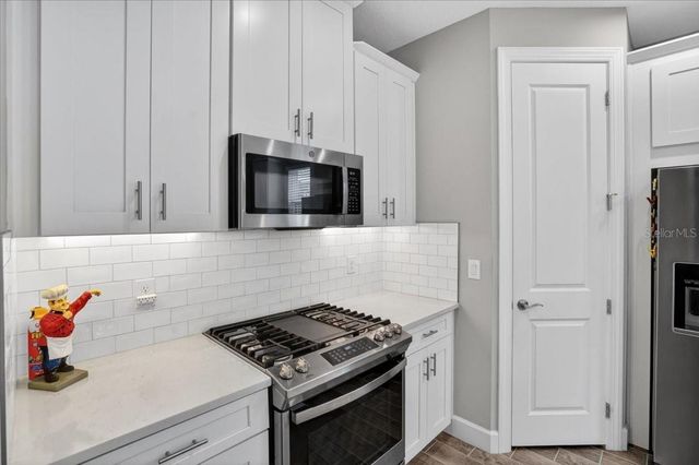 11014 WICKER PARK PLACE, Palmetto, FL 34221
