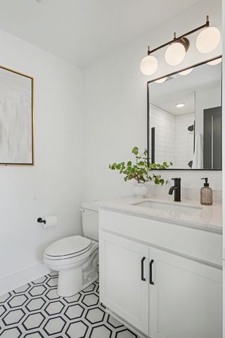 102 Duke St Apt 7, Nashville, TN 37207