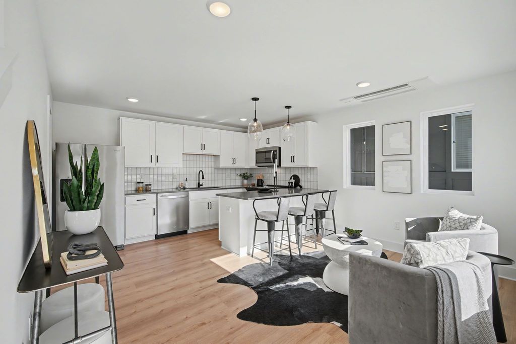 102 Duke St Apt 7, Nashville, TN 37207