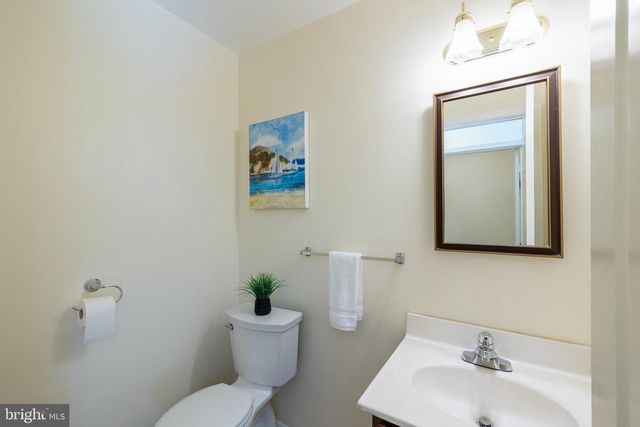 6255 DAWN DAY DR, Columbia, MD 21045