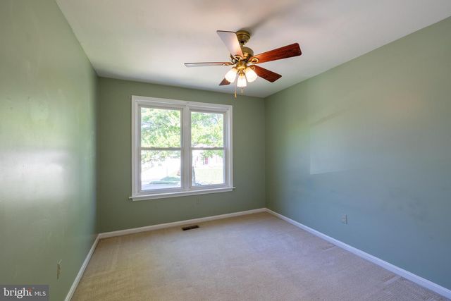 6255 DAWN DAY DR, Columbia, MD 21045