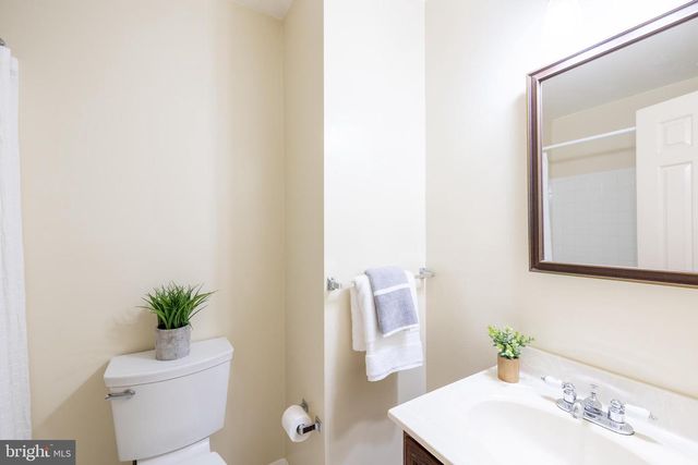 6255 DAWN DAY DR, Columbia, MD 21045