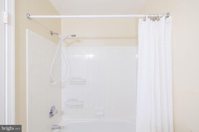 6255 DAWN DAY DR, Columbia, MD 21045