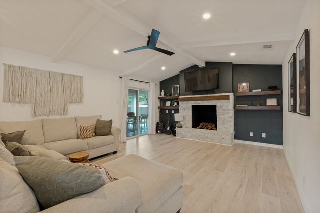 7022 Kiva Lane, Dallas, TX 75227