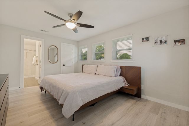 7022 Kiva Lane, Dallas, TX 75227