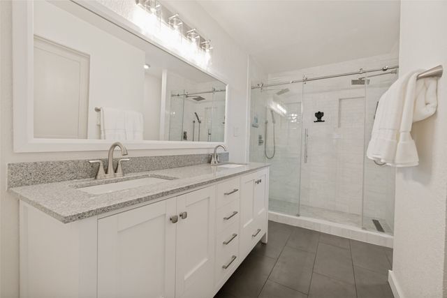 7022 Kiva Lane, Dallas, TX 75227