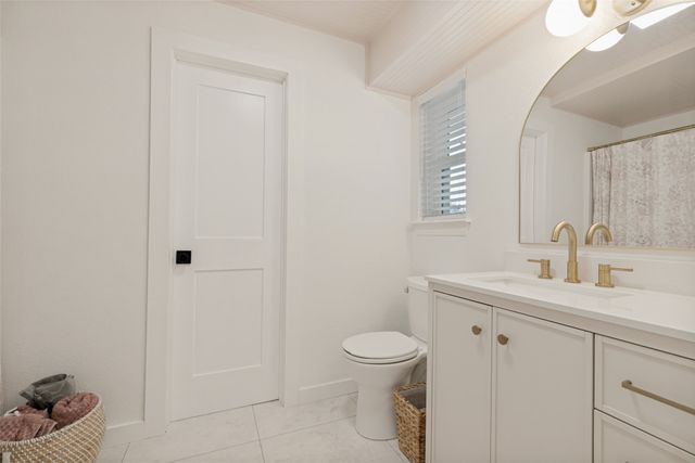 7022 Kiva Lane, Dallas, TX 75227