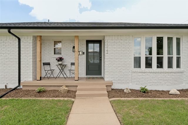7022 Kiva Lane, Dallas, TX 75227