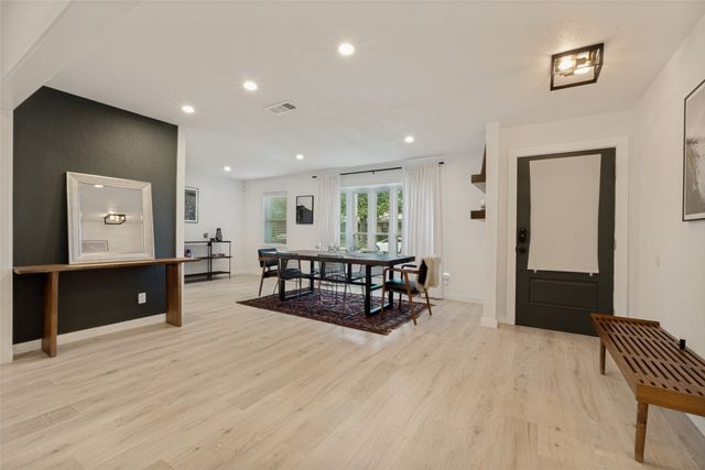 7022 Kiva Lane, Dallas, TX 75227
