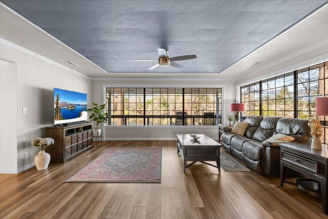 1088 E Park Street, Grants Pass, OR 97527