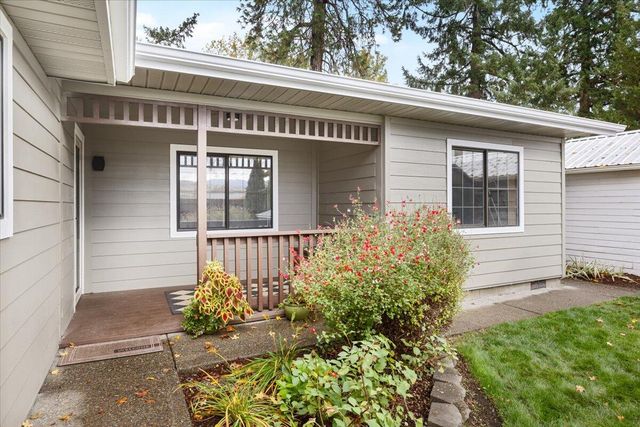 1088 E Park Street, Grants Pass, OR 97527