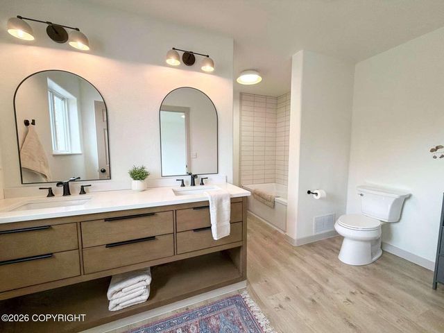 190 W Canterbury Drive, Wasilla, AK 99654