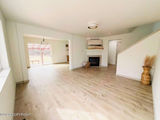 190 W Canterbury Drive, Wasilla, AK 99654
