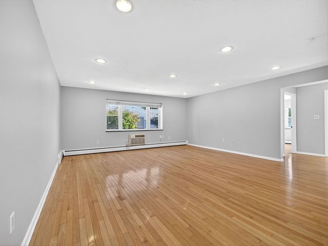 2323 Washington St 1-6, Newton, MA 02462