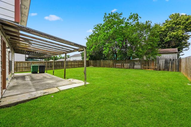 6206 Greenwick Lane, Houston, TX 77085