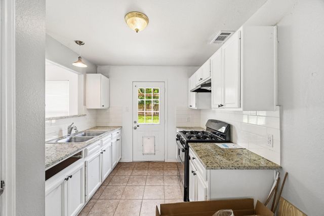 6206 Greenwick Lane, Houston, TX 77085