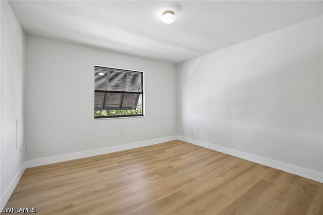 1928 SW 8th CT, Cape Coral, FL 33991