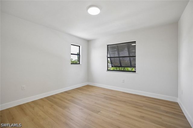 1928 SW 8th CT, Cape Coral, FL 33991