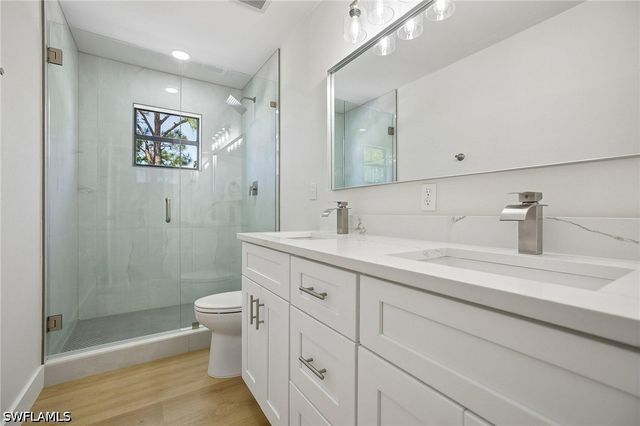 1928 SW 8th CT, Cape Coral, FL 33991