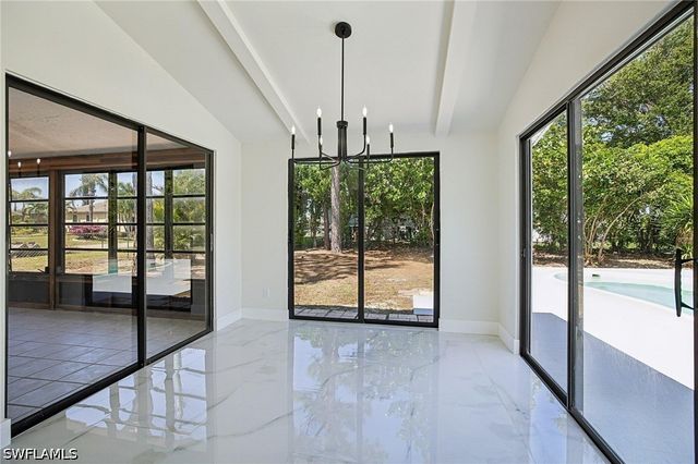 1928 SW 8th CT, Cape Coral, FL 33991