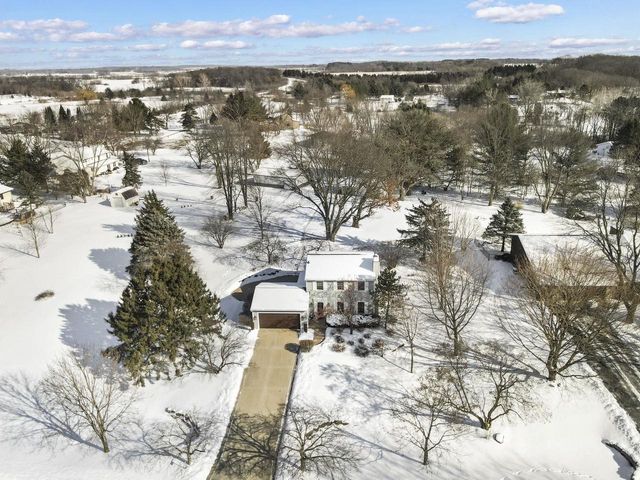 938 Johnson Avenue, Oregon, WI 53575