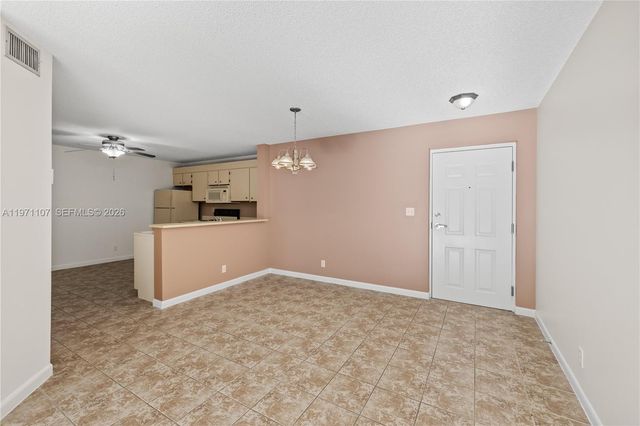 10105 W Sunrise Blvd 104, Plantation, FL 33322