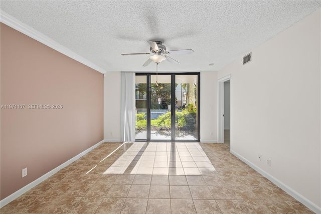 10105 W Sunrise Blvd 104, Plantation, FL 33322