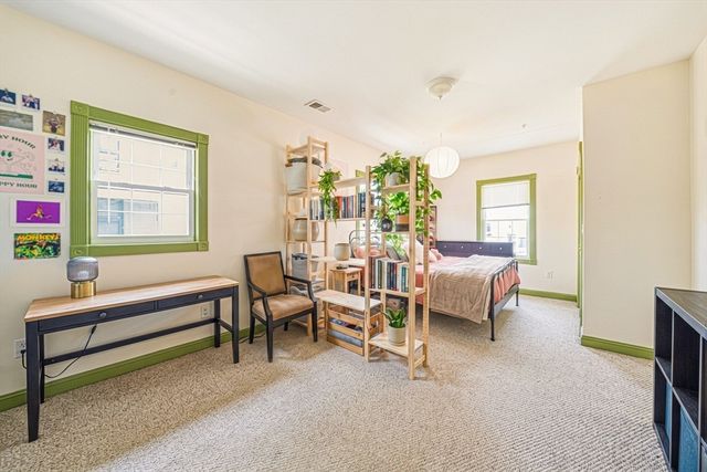 12-14 Everett St 202, Boston, MA 02134