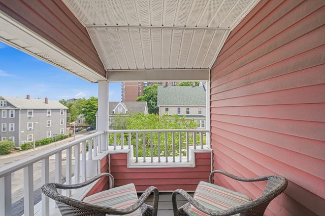 12-14 Everett St 202, Boston, MA 02134
