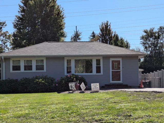 22W043 1st Street, Glen Ellyn, IL 60137