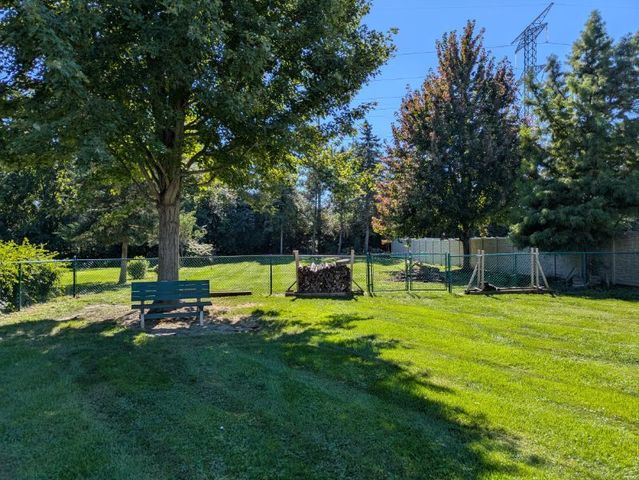 22W043 1st Street, Glen Ellyn, IL 60137