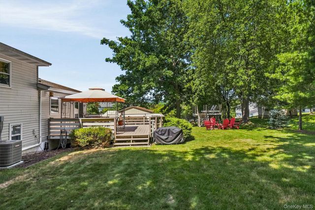 58 Decker Drive, Washingtonville, NY 10992