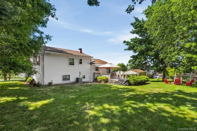 58 Decker Drive, Washingtonville, NY 10992