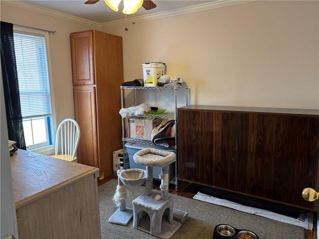 8 S Mulberry Street, Louisburg, KS 66053