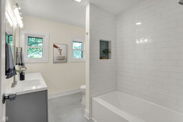 4240 N Park Avenue, Indianapolis, IN 46205