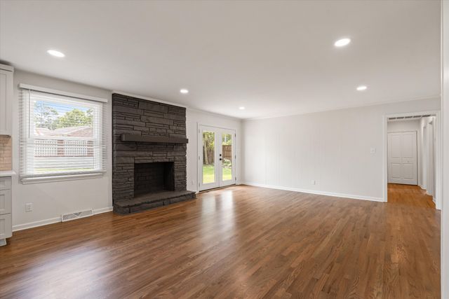 203 Oak Hill Dr, Lebanon, TN 37087